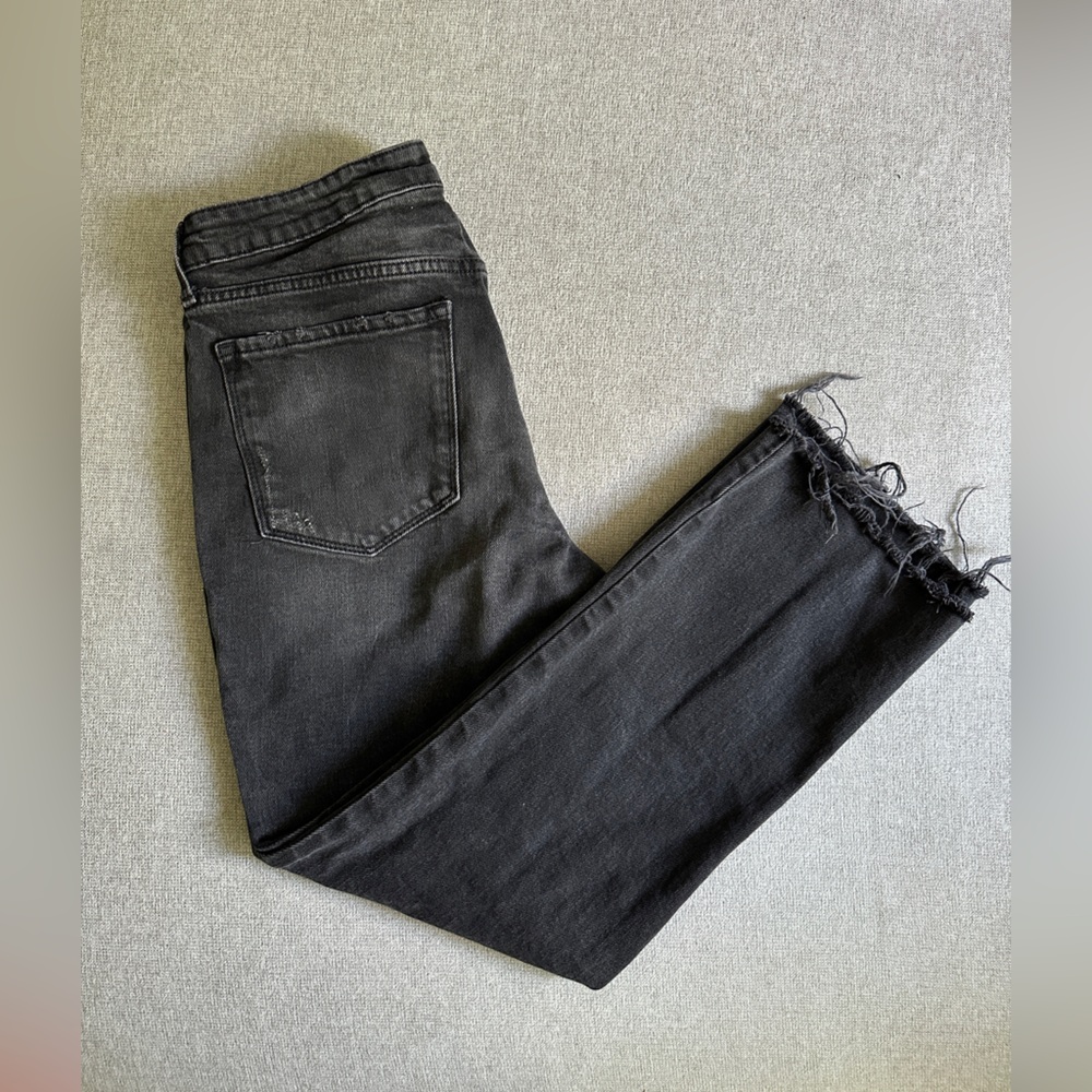 Old Navy Black Ankle & Cropped Jeans
